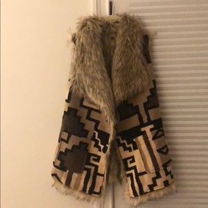 Tasha Polizzi Navajo Reversible vest size Medium
